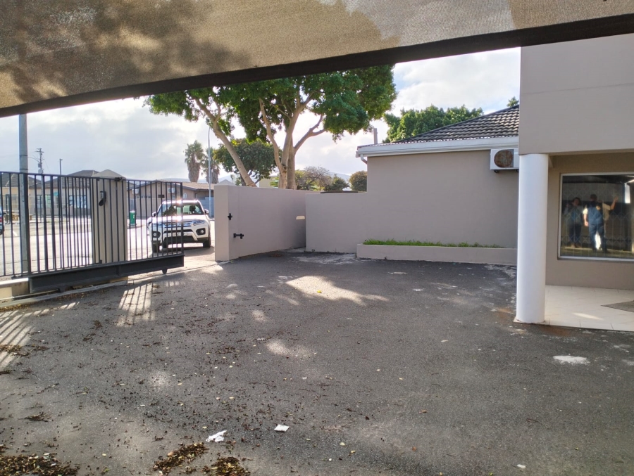 To Let commercial Property for Rent in Vasco Estate Western Cape